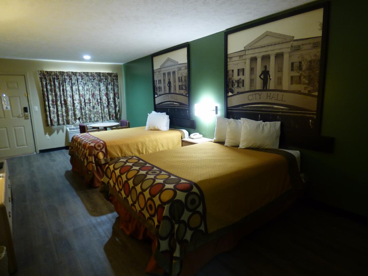 Super 8 By Wyndham Kosciusko Motel Eksteriør bilde